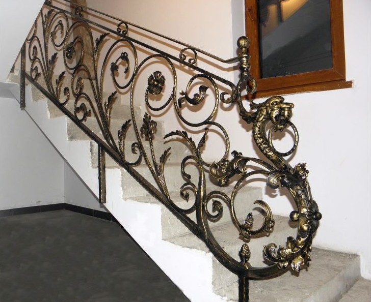 圖片關鍵詞 鐵藝樓梯