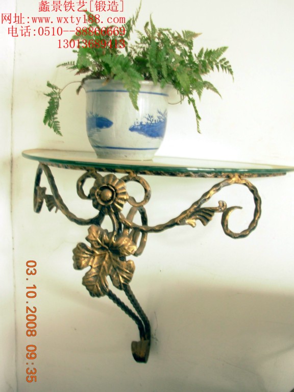 圖片關(guān)鍵詞 鐵藝花架