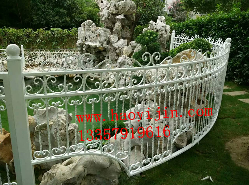 圖片關(guān)鍵詞 無錫鐵藝大門|鐵藝欄桿圍墻|無錫鐵藝窗加工廠